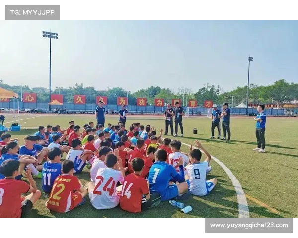中国首个智能足球训练营开营助力青训革新提升足球人才培养质量 中国首个智能足球训练营开营助力青训革新提升足球人才培养质量
